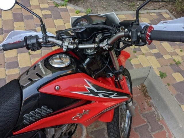 Хонда XR 150L, об'ємом двигуна 0 л та пробігом 0 тис. км за 1900 $, фото 2 на Automoto.ua