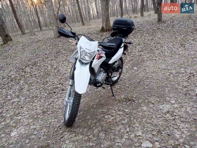 Хонда XR 150L, объемом двигателя 0 л и пробегом 15 тыс. км за 1900 $, фото 9 на Automoto.ua