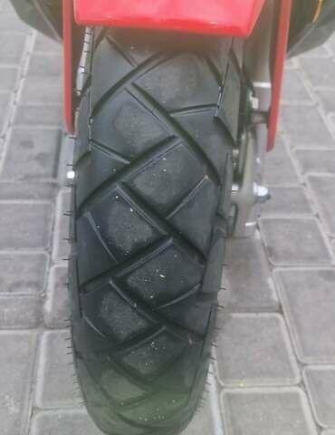 Красный Хонда ADV 150, объемом двигателя 0.15 л и пробегом 10 тыс. км за 3700 $, фото 7 на Automoto.ua