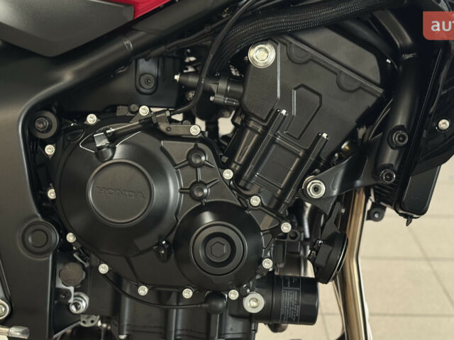 Хонда CB 1000S Hornet, об'ємом двигуна 1 л та пробігом 0 тис. км за 12316 $, фото 14 на Automoto.ua