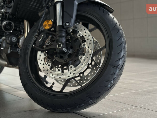 Хонда CB 1000S Hornet, об'ємом двигуна 1 л та пробігом 0 тис. км за 12316 $, фото 11 на Automoto.ua