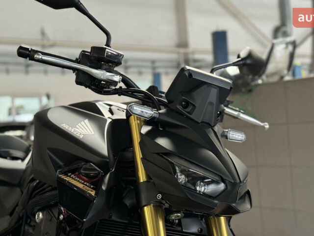 Хонда CB 1000SP Hornet, объемом двигателя 1 л и пробегом 0 тыс. км за 12791 $, фото 11 на Automoto.ua