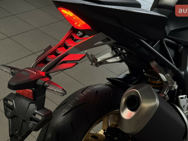 Хонда CB 1000SP Hornet, объемом двигателя 1 л и пробегом 0 тыс. км за 12791 $, фото 25 на Automoto.ua