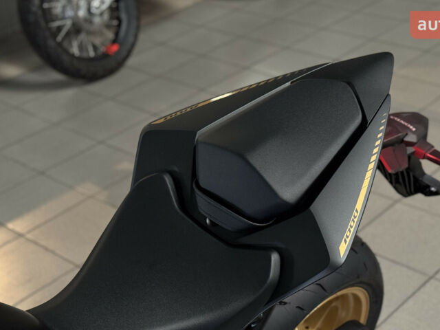 Хонда CB 1000SP Hornet, объемом двигателя 1 л и пробегом 0 тыс. км за 12791 $, фото 20 на Automoto.ua