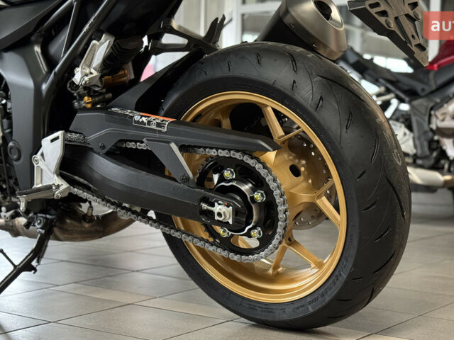 Хонда CB 1000SP Hornet, объемом двигателя 1 л и пробегом 0 тыс. км за 12791 $, фото 22 на Automoto.ua