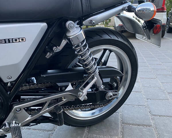 Красный Хонда CB 1100, объемом двигателя 1.1 л и пробегом 30 тыс. км за 6300 $, фото 13 на Automoto.ua