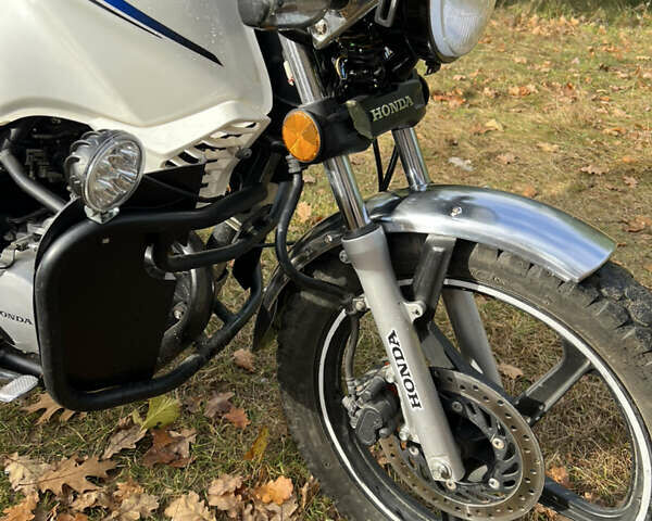 Хонда CB 125F, объемом двигателя 0.12 л и пробегом 11 тыс. км за 1400 $, фото 2 на Automoto.ua