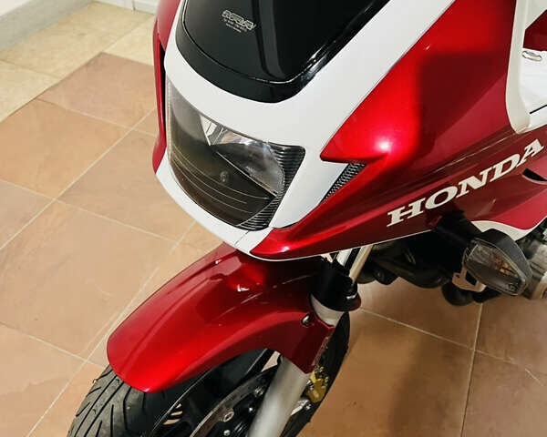 Білий Хонда CB 1300S, об'ємом двигуна 1.3 л та пробігом 38 тис. км за 7700 $, фото 43 на Automoto.ua