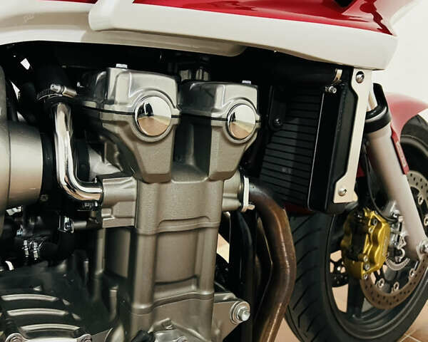 Білий Хонда CB 1300S, об'ємом двигуна 1.3 л та пробігом 38 тис. км за 7700 $, фото 31 на Automoto.ua