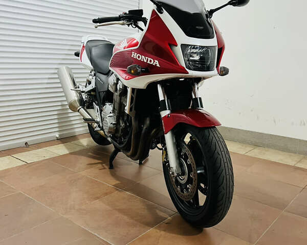 Білий Хонда CB 1300S, об'ємом двигуна 1.3 л та пробігом 38 тис. км за 7700 $, фото 35 на Automoto.ua