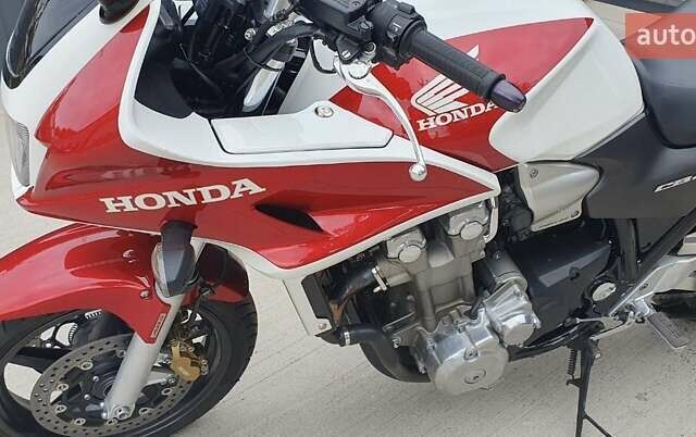 Серый Хонда CB 1300S, объемом двигателя 1.3 л и пробегом 38 тыс. км за 7500 $, фото 5 на Automoto.ua
