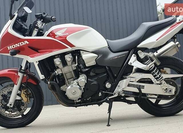 Серый Хонда CB 1300S, объемом двигателя 1.3 л и пробегом 38 тыс. км за 7500 $, фото 2 на Automoto.ua