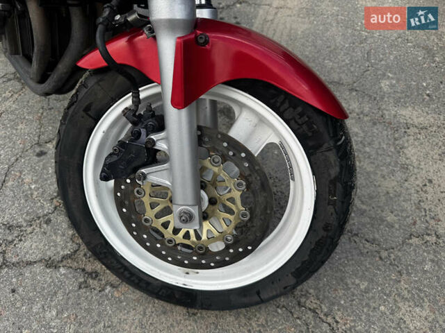 Красный Хонда CB 250F Hornet, объемом двигателя 0.25 л и пробегом 50 тыс. км за 2400 $, фото 3 на Automoto.ua