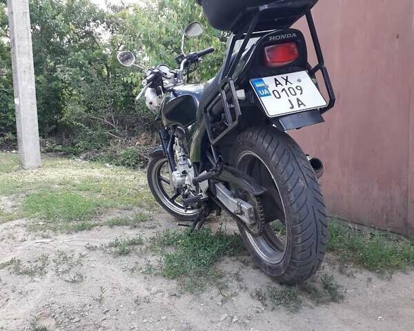 Хонда CB 250F Hornet, объемом двигателя 0.25 л и пробегом 43 тыс. км за 1899 $, фото 2 на Automoto.ua