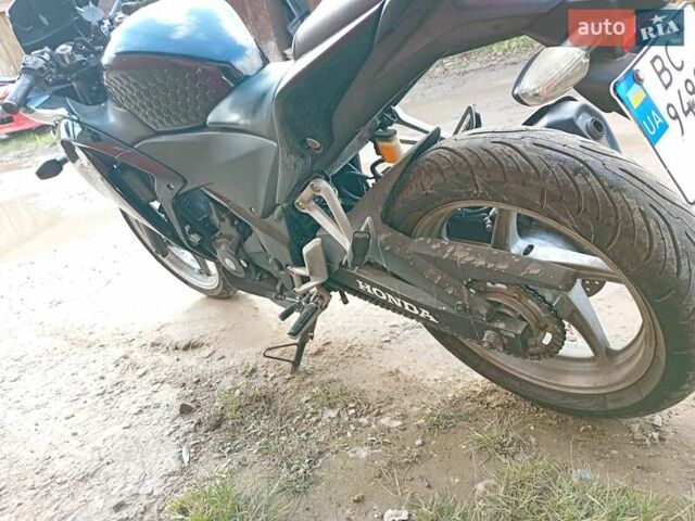Хонда CB 250R, объемом двигателя 0 л и пробегом 20 тыс. км за 2700 $, фото 3 на Automoto.ua