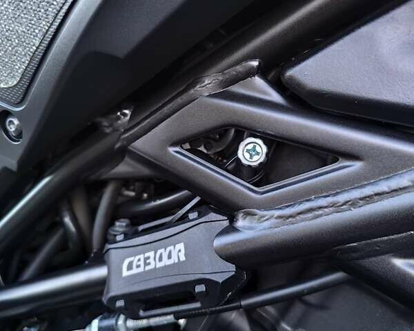 Серый Хонда CB 300R, объемом двигателя 0.29 л и пробегом 41 тыс. км за 5000 $, фото 13 на Automoto.ua