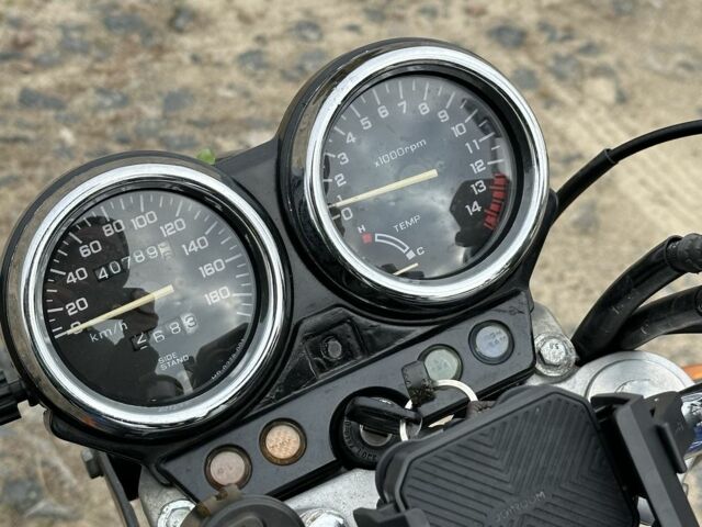 Хонда CB 400, об'ємом двигуна 0.4 л та пробігом 0 тис. км за 2800 $, фото 3 на Automoto.ua