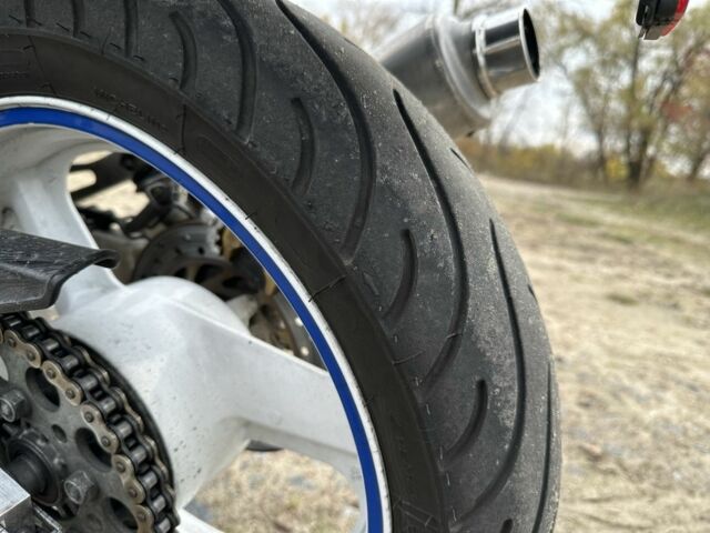 Хонда CB 400, об'ємом двигуна 0.4 л та пробігом 0 тис. км за 2800 $, фото 10 на Automoto.ua