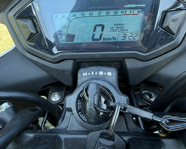 Белый Хонда CB 400F, объемом двигателя 0.4 л и пробегом 15 тыс. км за 4600 $, фото 9 на Automoto.ua