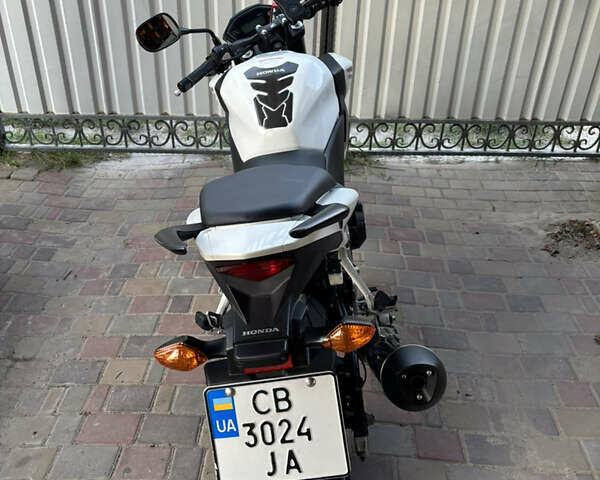 Белый Хонда CB 400F, объемом двигателя 0.4 л и пробегом 22 тыс. км за 4900 $, фото 7 на Automoto.ua
