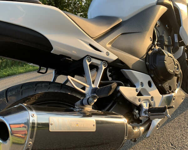 Хонда CB 400F, объемом двигателя 0.4 л и пробегом 22 тыс. км за 4299 $, фото 4 на Automoto.ua