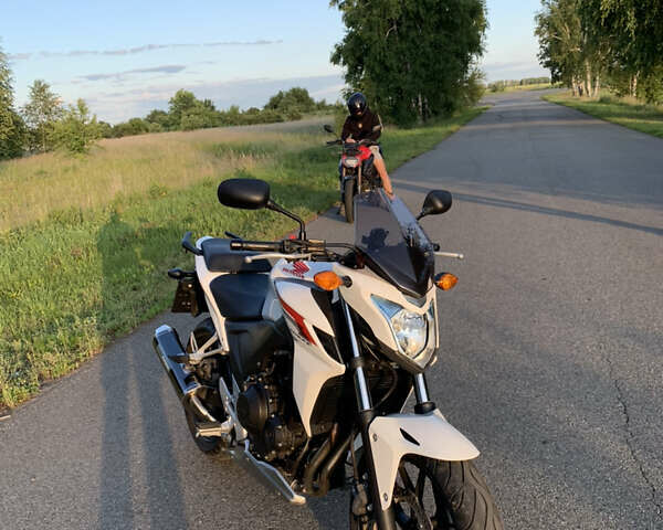 Хонда CB 400F, объемом двигателя 0.4 л и пробегом 22 тыс. км за 4299 $, фото 1 на Automoto.ua