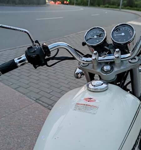 Белый Хонда CB 400SF, объемом двигателя 0.4 л и пробегом 19 тыс. км за 3300 $, фото 3 на Automoto.ua