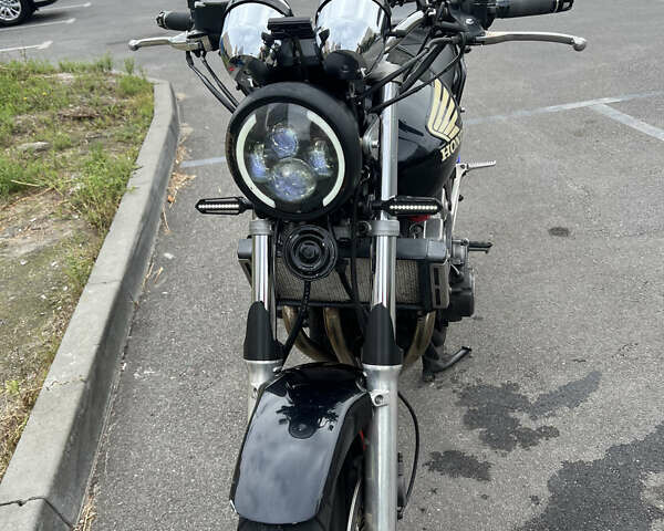Черный Хонда CB 400SF, объемом двигателя 0.4 л и пробегом 56 тыс. км за 3100 $, фото 25 на Automoto.ua