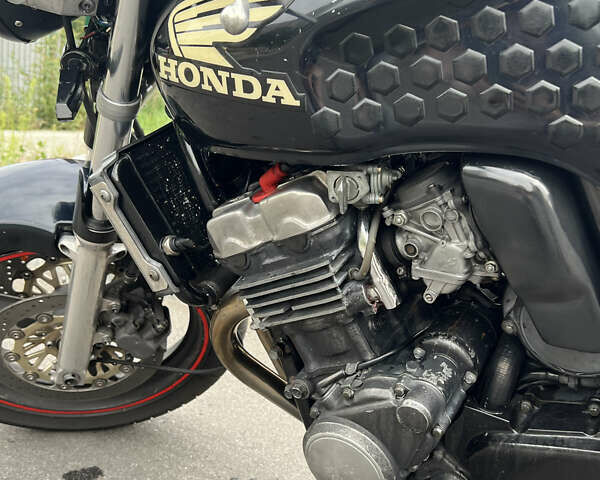 Черный Хонда CB 400SF, объемом двигателя 0.4 л и пробегом 56 тыс. км за 3100 $, фото 6 на Automoto.ua