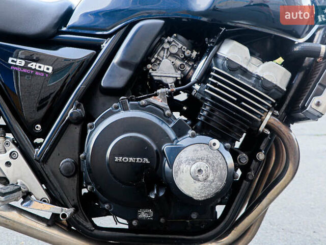 Чорний Хонда CB 400SF, об'ємом двигуна 0.4 л та пробігом 35 тис. км за 3200 $, фото 3 на Automoto.ua
