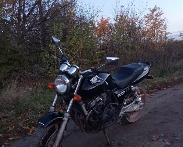 Черный Хонда CB 400SF, объемом двигателя 0.4 л и пробегом 50 тыс. км за 2900 $, фото 4 на Automoto.ua