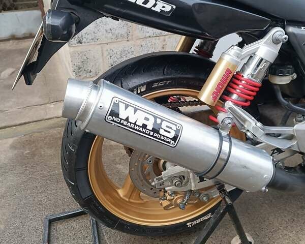 Черный Хонда CB 400SF, объемом двигателя 0.38 л и пробегом 53 тыс. км за 4000 $, фото 17 на Automoto.ua