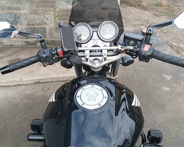 Черный Хонда CB 400SF, объемом двигателя 0.38 л и пробегом 53 тыс. км за 4000 $, фото 69 на Automoto.ua