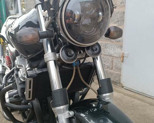 Черный Хонда CB 400SF, объемом двигателя 0.38 л и пробегом 53 тыс. км за 4000 $, фото 60 на Automoto.ua