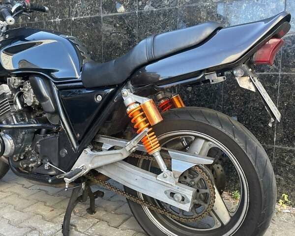 Хонда CB 400SF 1995 в Киеве на Automoto.ua Черный Хонда CB 400SF, объемом двигателя 0.4 л и пробегом 62 тыс. км за 2400 $, фото 5 на Automoto.ua