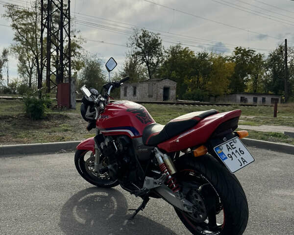 Красный Хонда CB 400SF, объемом двигателя 0.4 л и пробегом 55 тыс. км за 2900 $, фото 2 на Automoto.ua