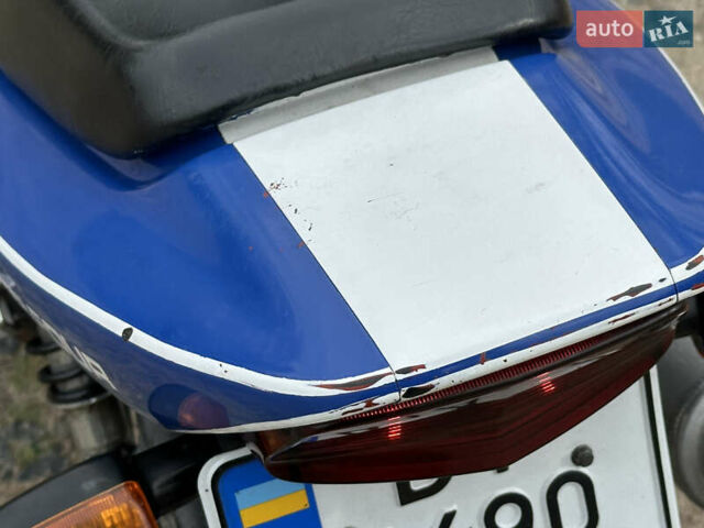 Хонда CB 400SF 2002 в Киеве на Automoto.ua Хонда CB 400SF, объемом двигателя 0.4 л и пробегом 40 тыс. км за 2800 $, фото 9 на Automoto.ua