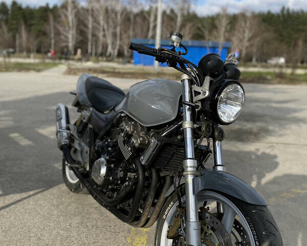 Серый Хонда CB 400SF, объемом двигателя 0.4 л и пробегом 45 тыс. км за 2500 $, фото 3 на Automoto.ua