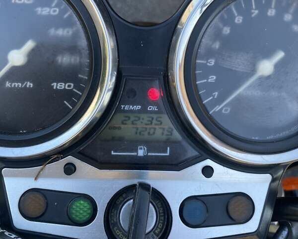 Серый Хонда CB 400SF, объемом двигателя 0.4 л и пробегом 72 тыс. км за 3200 $, фото 5 на Automoto.ua