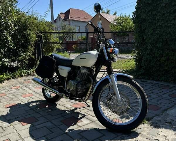 Белый Хонда CB 400SS-E, объемом двигателя 0.4 л и пробегом 36 тыс. км за 4000 $, фото 2 на Automoto.ua