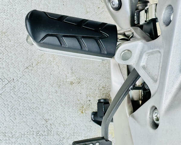 Червоний Хонда CB 400X, об'ємом двигуна 0.4 л та пробігом 10 тис. км за 5200 $, фото 24 на Automoto.ua