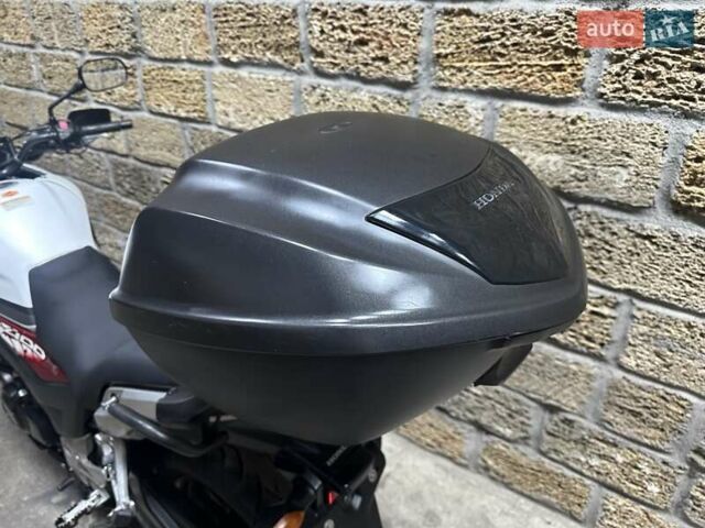 Хонда CB 400X, объемом двигателя 0 л и пробегом 32 тыс. км за 4400 $, фото 6 на Automoto.ua