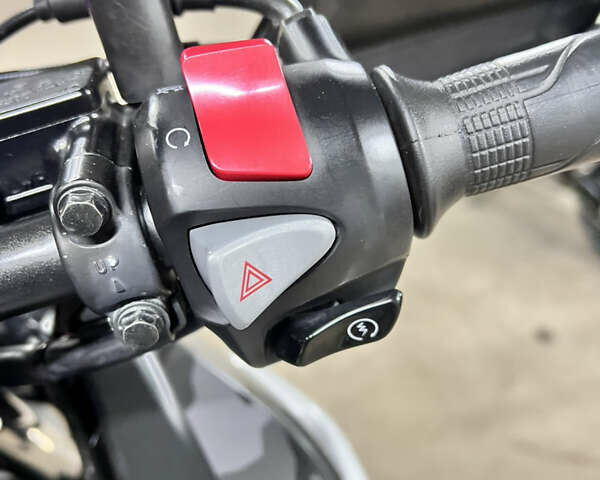 Хонда CB 400X, объемом двигателя 0.4 л и пробегом 19 тыс. км за 5800 $, фото 11 на Automoto.ua