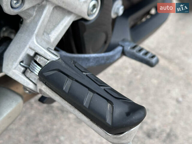 Серый Хонда CB 400X, объемом двигателя 0.4 л и пробегом 37 тыс. км за 5700 $, фото 12 на Automoto.ua