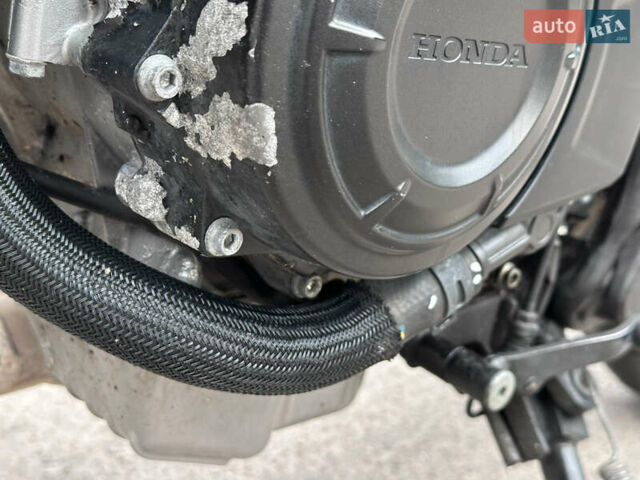 Серый Хонда CB 400X, объемом двигателя 0.4 л и пробегом 37 тыс. км за 5700 $, фото 13 на Automoto.ua