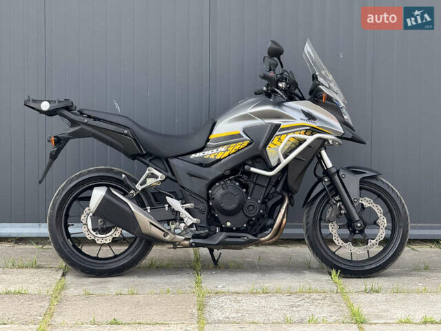 Серый Хонда CB 400X, объемом двигателя 0.4 л и пробегом 11 тыс. км за 4800 $, фото 1 на Automoto.ua