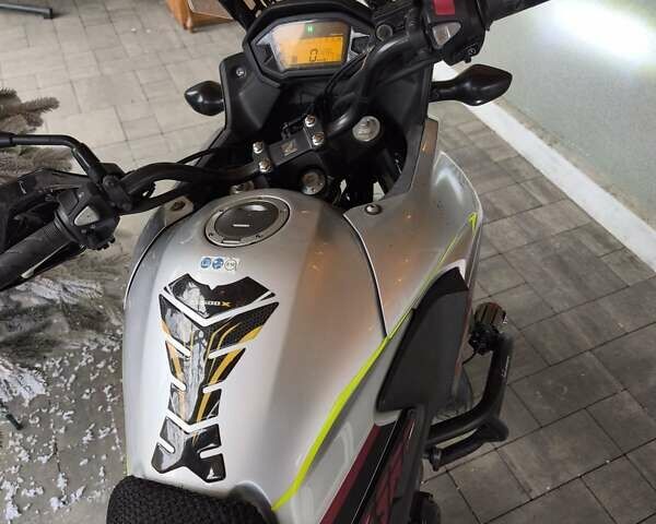 Серый Хонда CB 500XА, объемом двигателя 0.47 л и пробегом 23 тыс. км за 6000 $, фото 1 на Automoto.ua