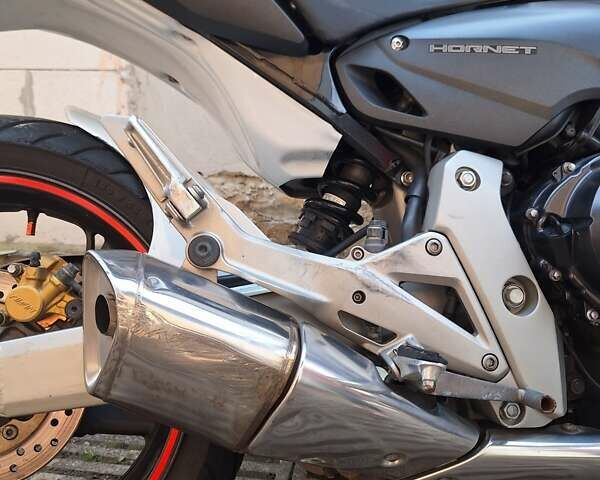 Белый Хонда CB 600F Hornet, объемом двигателя 0.6 л и пробегом 41 тыс. км за 5200 $, фото 20 на Automoto.ua