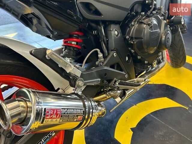 Білий Хонда CB 600F Hornet, об'ємом двигуна 0.6 л та пробігом 29 тис. км за 6800 $, фото 11 на Automoto.ua