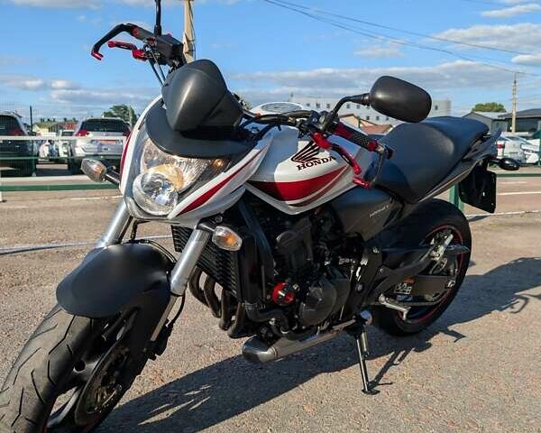 Білий Хонда CB 600F Hornet, об'ємом двигуна 0.6 л та пробігом 35 тис. км за 5799 $, фото 1 на Automoto.ua